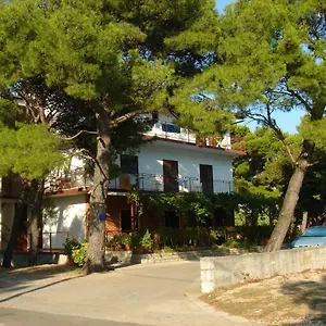 Popo Starigrad Paklenica